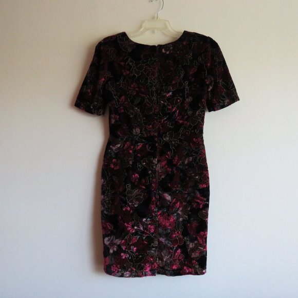 Paris Sport Club Woman’s Vintage Floral Burgundy Velvet Sheath Dress size 7B - Picture 4 of 12